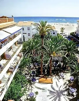 Hotel Comarruga Platja 3*, Комарруга