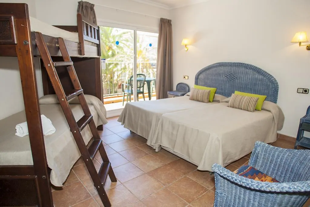 Hotel Comarruga Platja 3*, Комарруга